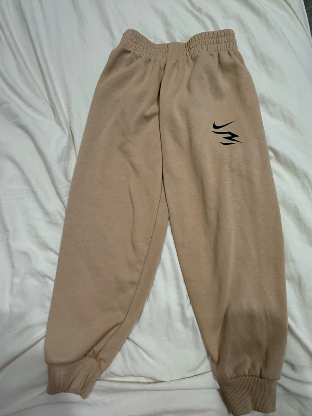 Nike Kids Tan Fleece Sweatshirt & Jogger Set Size 8 (8–9Y) Matching Outfit